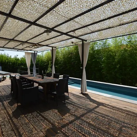 Acasadilou Villa